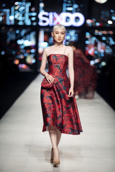fashion-show 427SIXDO photo KIENGCANTEAM.jpg